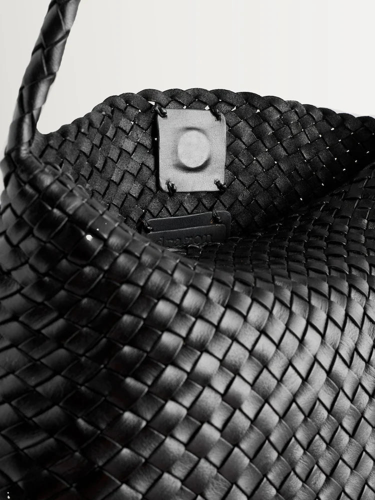 Dragon Diffusion - Santa Maria, Black