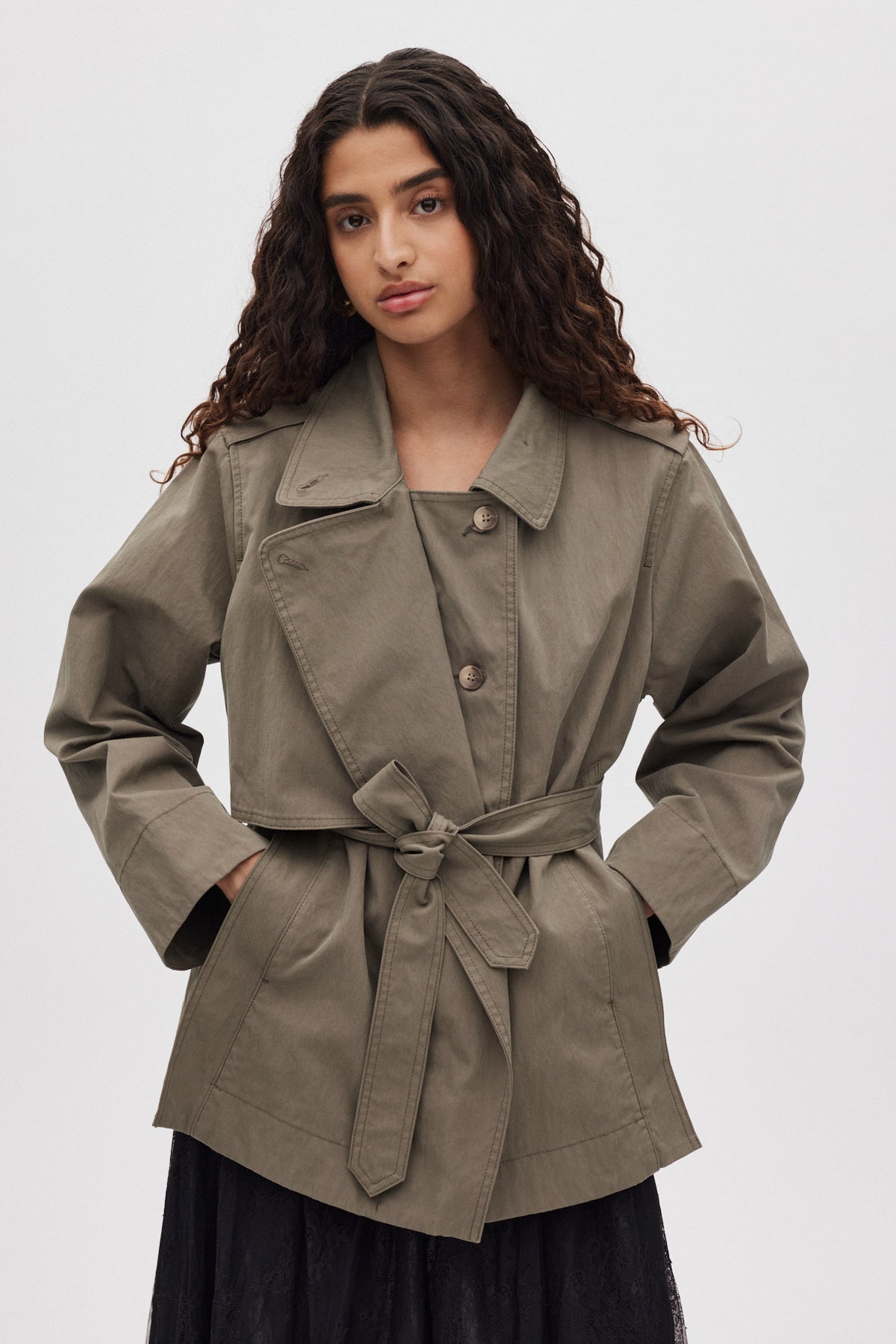 Rabens Saloner - Nadira Utility Cropped Trench Jacket, Asphalt