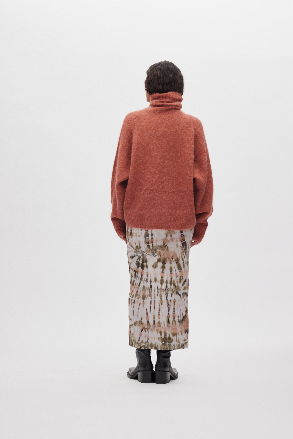 Rabens Saloner - Mabeka Fluffy Knit Funnel-Neck Sweater, Redwood