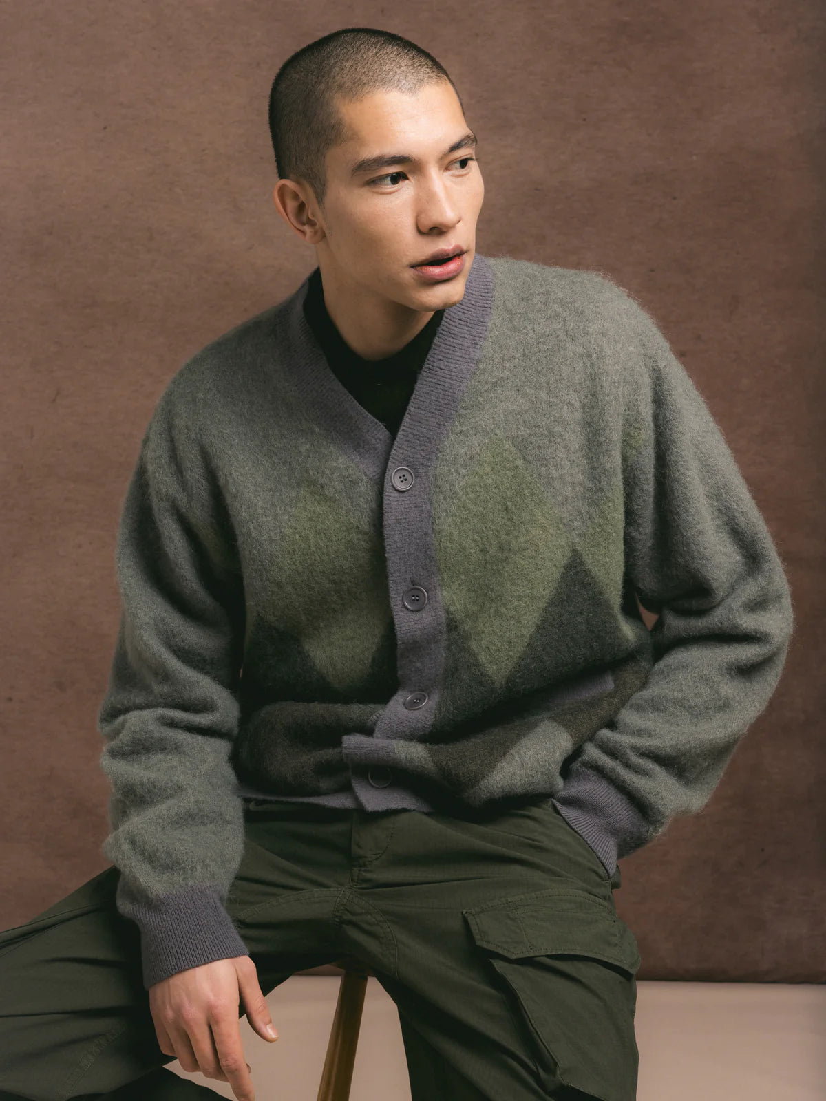 Kestin - Muirfield Argyle Cardigan, Olive Mohair