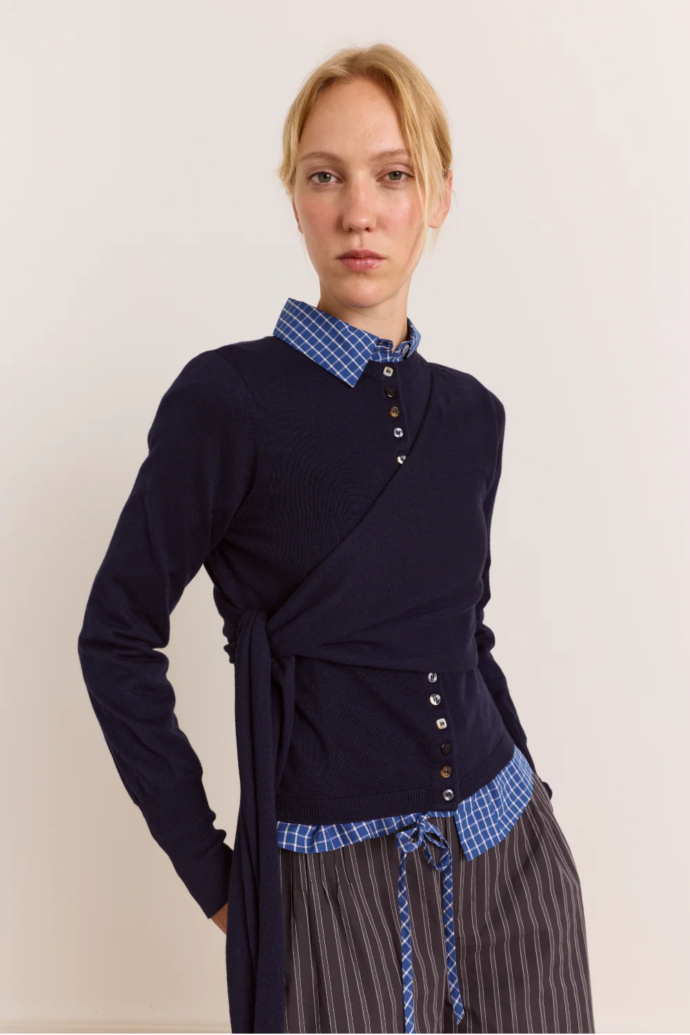 Damson Madder - Venna Wrap Merino Wool Cardigan, Navy