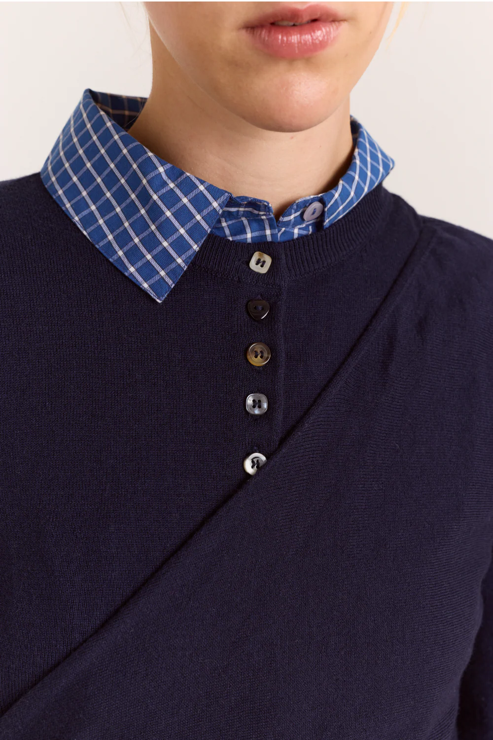 Damson Madder - Venna Wrap Merino Wool Cardigan, Navy