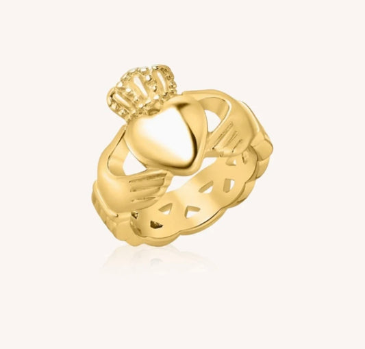 Réalta - Classic Irish Claddagh Ring