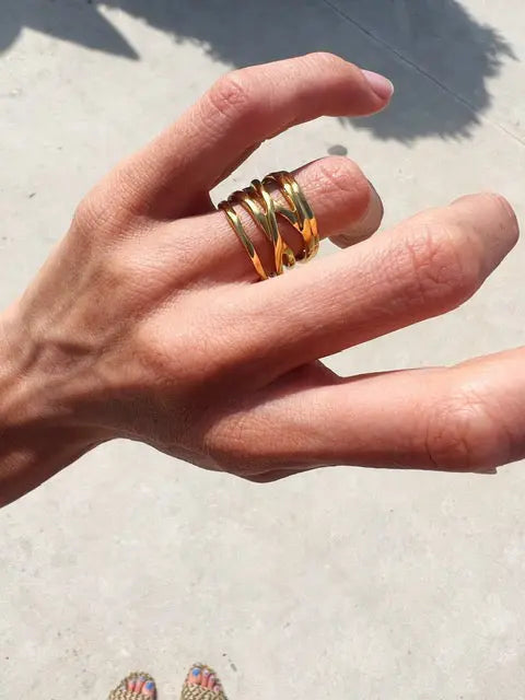 Shyla - Helix Ring