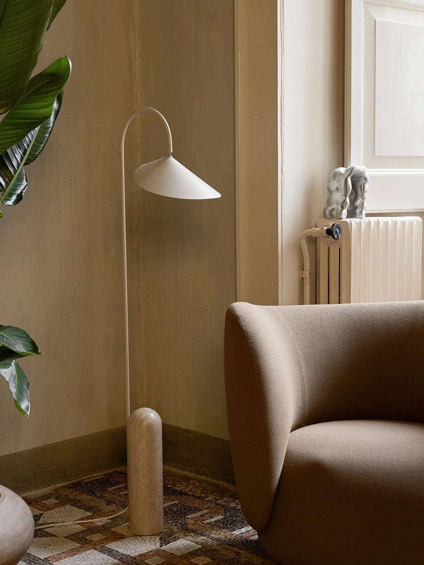 Ferm Living Arum Floor Lamp - Cashmere