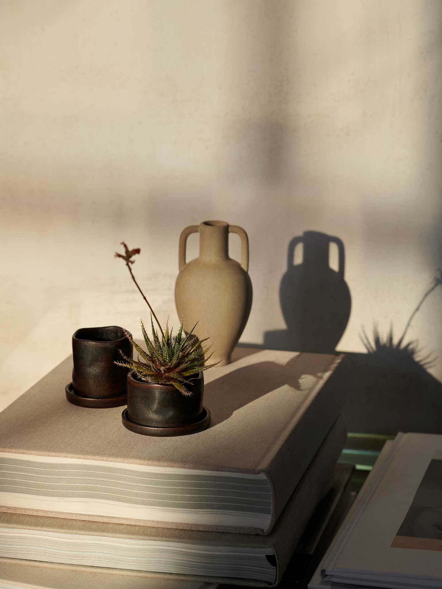 Ferm Living Uneru Mini Pots - Set of 2 - Black