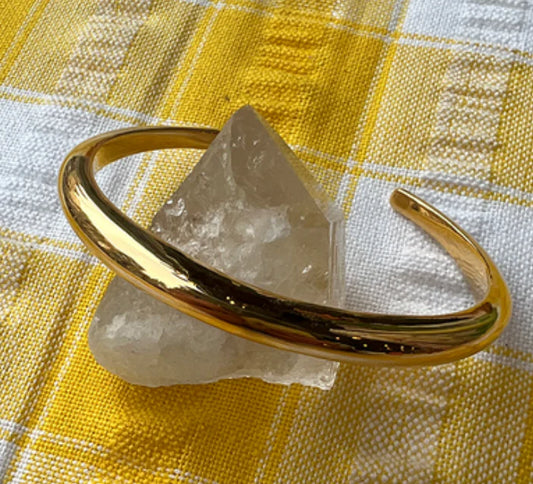 Shyla - Arc Bangle