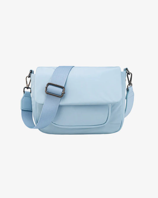 Hvisk -Cayman Pocket Puffer Matte Twill - Blue Sky