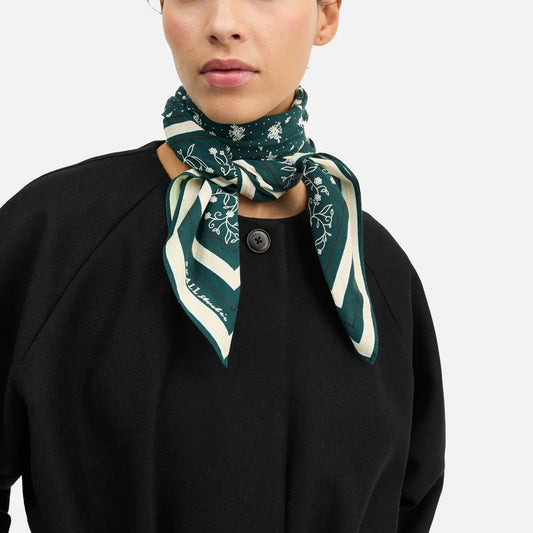 Skall Studio Classic Scarf 90x90