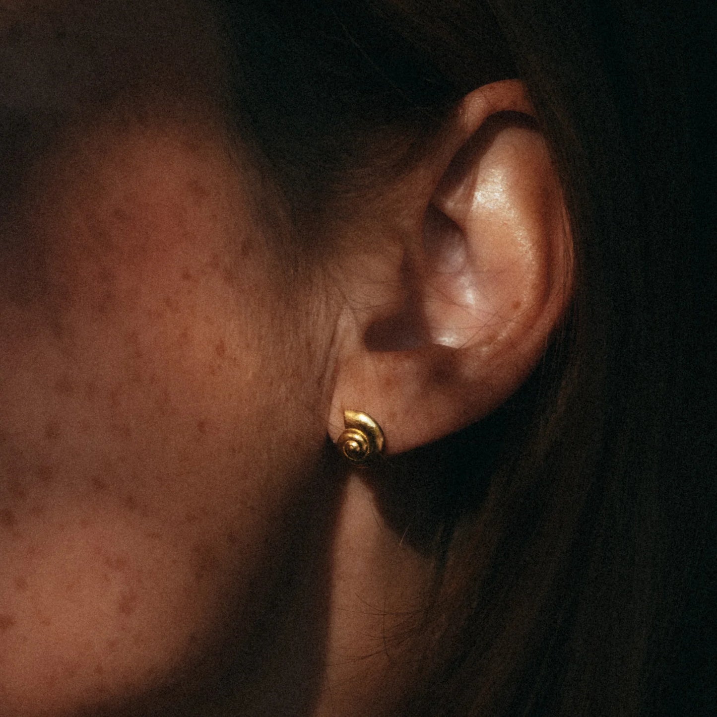 Rachel Entwistle - Inanna Spiral Stud Earrings, Gold