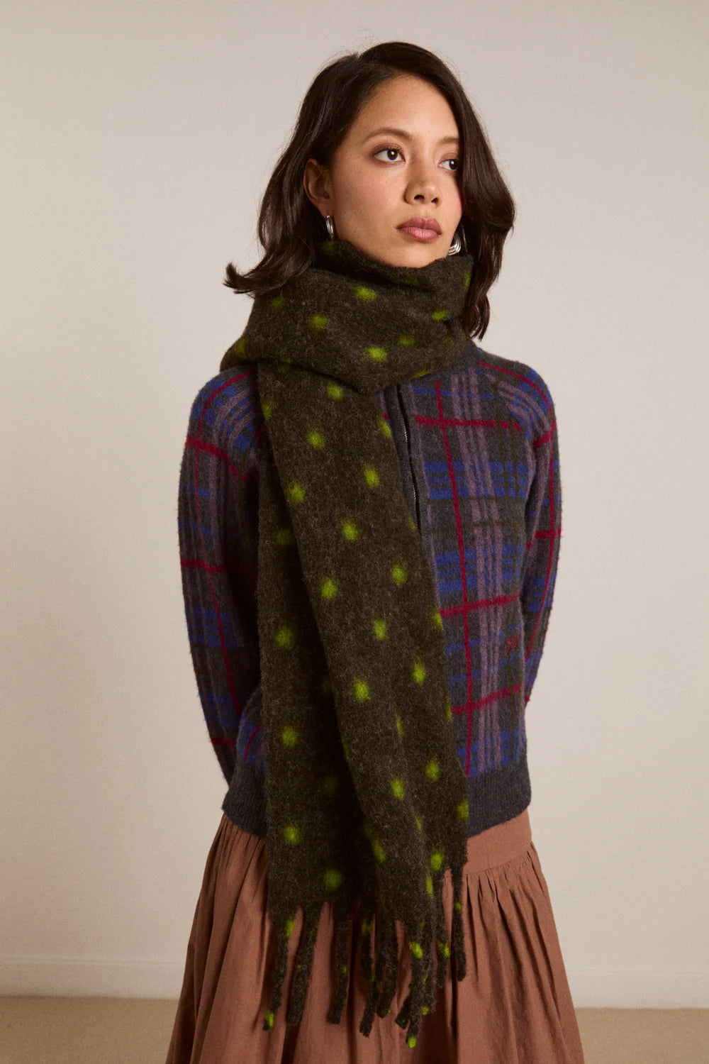 Damson Madder - Fluffy Scarf Charcoal/Lime Spot
