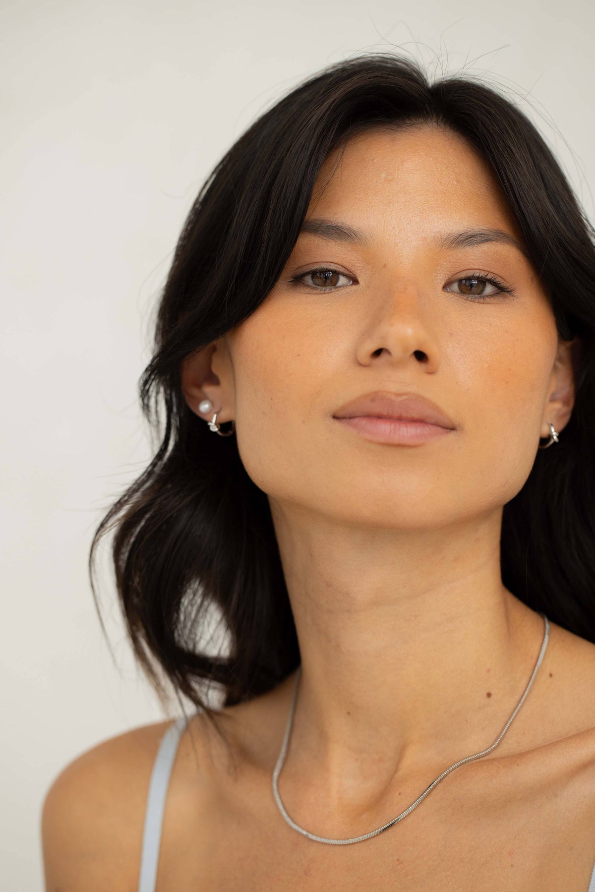 LUNA Mini - Silver Knotted Hoop Earrings
