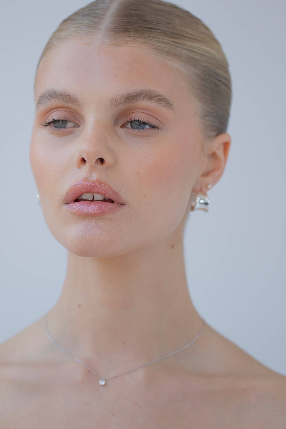Arctic Fox & CO. - LEO Silver Topaz Necklace