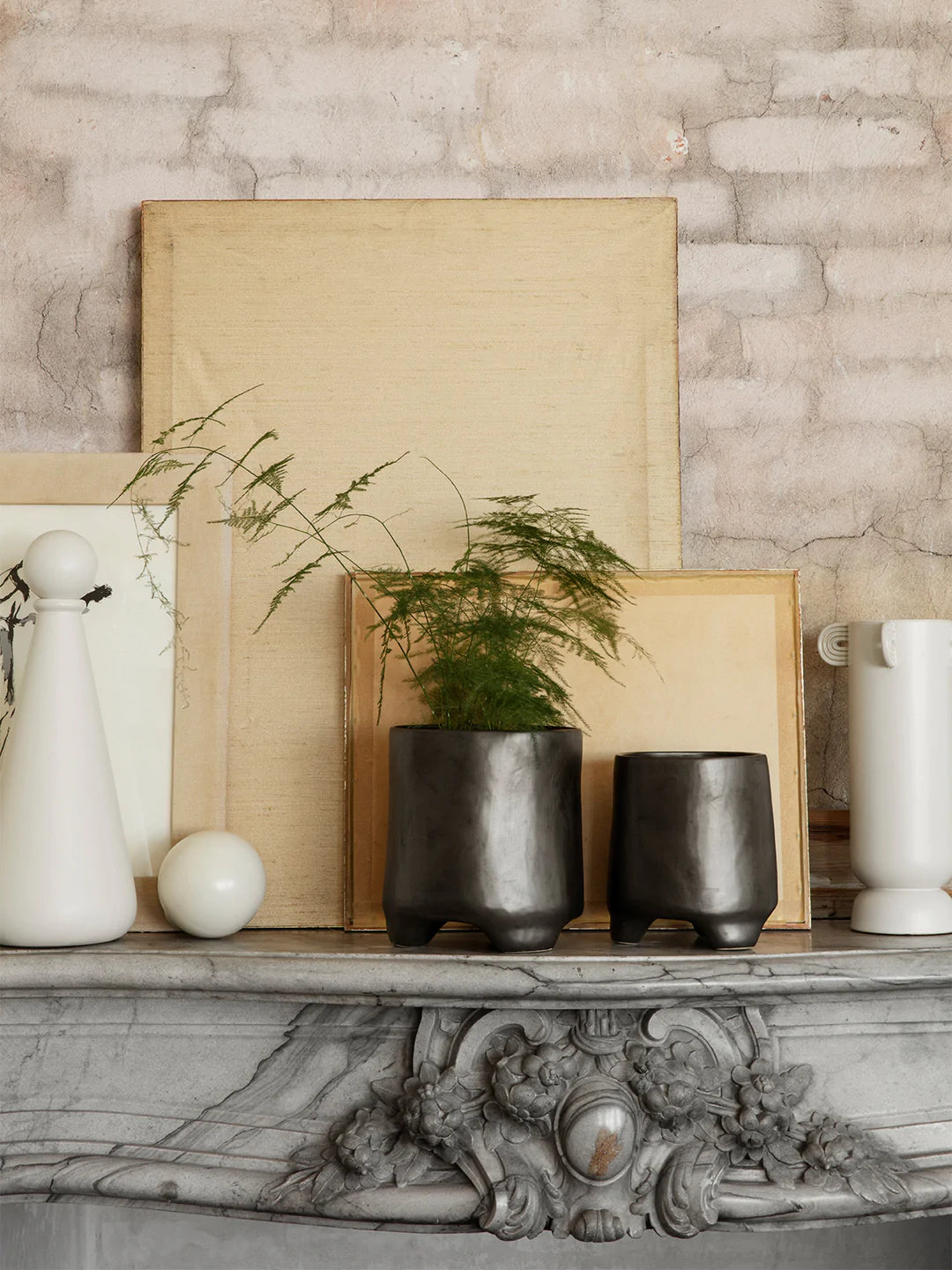 Ferm Living Esca Pot - Medium - Black